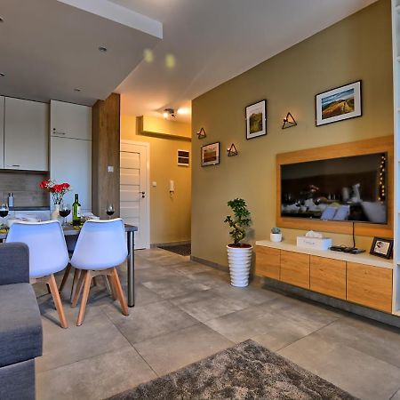 Apartament Diamentowy レスコ エクステリア 写真