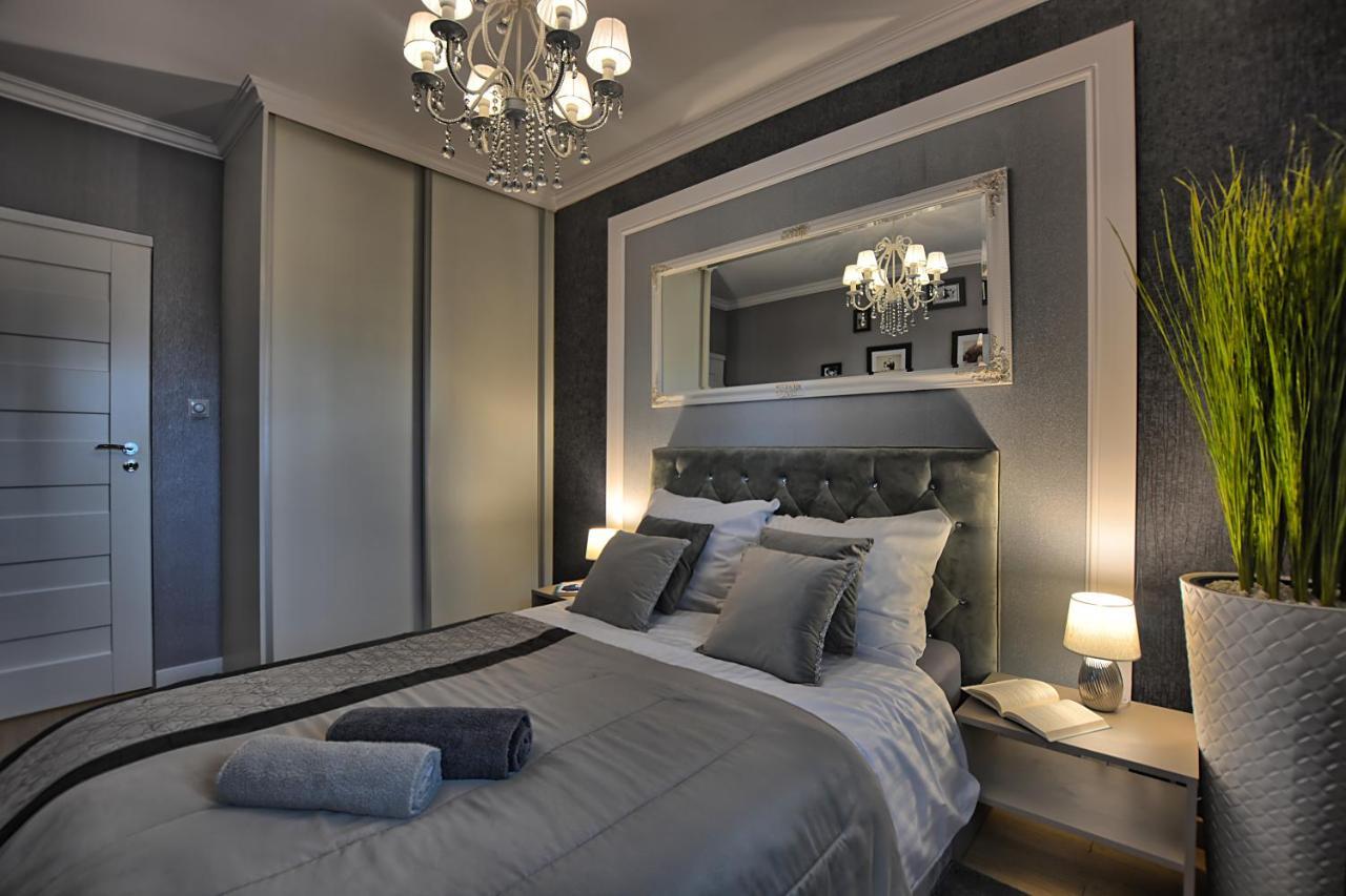 Apartament Diamentowy レスコ エクステリア 写真